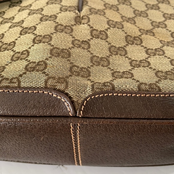 Authentic Gucci GG Canvas Leather Crossbody/Shoulder Bag . - Picture 9 of 17